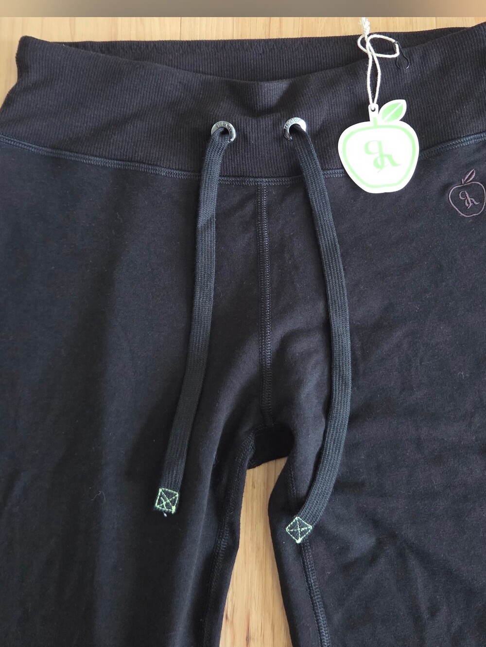 NWT Green Apple Active Bamboo Yoga Flare Pants Black L 33" - Picture 2 of 6